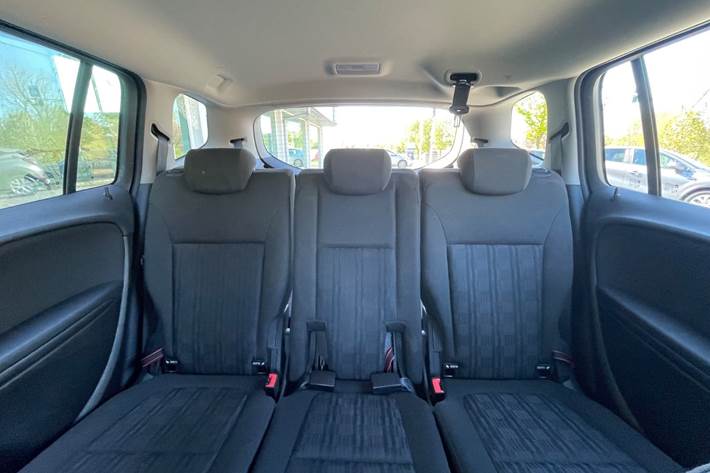 undefined Opel Zafira Tourer fra 2014