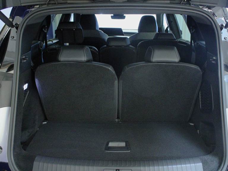 Peugeot e-5008 77 GT 7prs