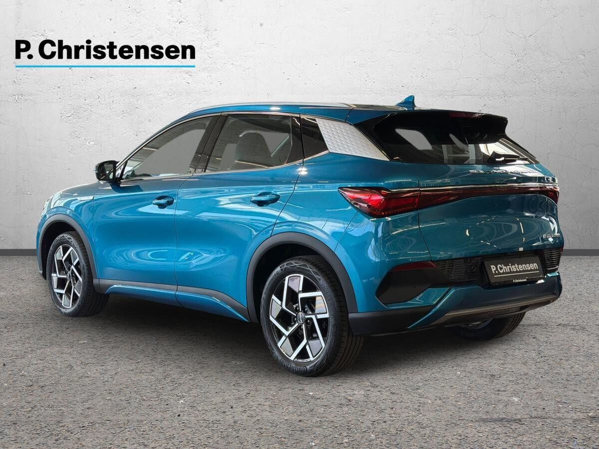 Blå BYD Atto 3 fra 2023