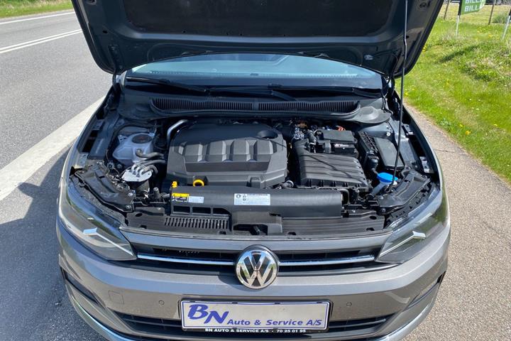 Grå VW Polo fra 2020