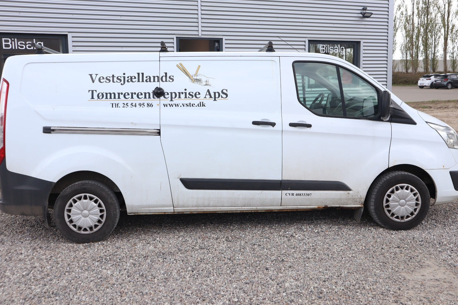 Hvid Ford Transit Custom 330 L2 fra 2013