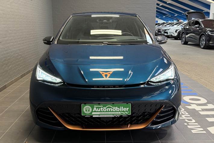 Blå Cupra Born fra 2023