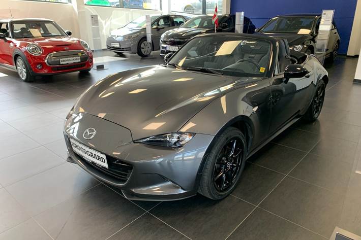 Grå Mazda MX-5 fra 2018