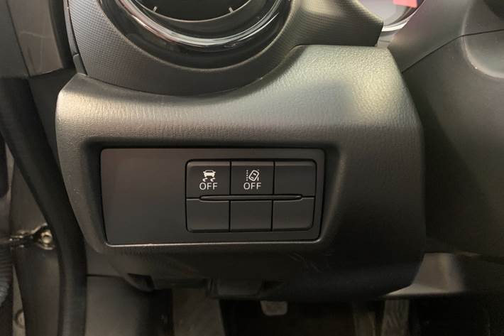 Grå Mazda MX-5 fra 2018