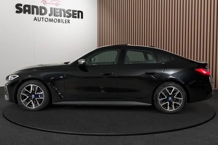 Sort BMW i4 fra 2023