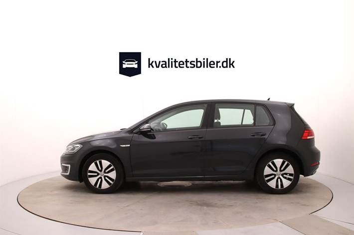 Grå VW e-Golf fra 2020