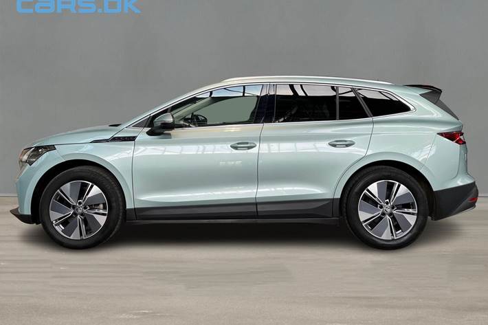 Grå Skoda Enyaq fra 2021