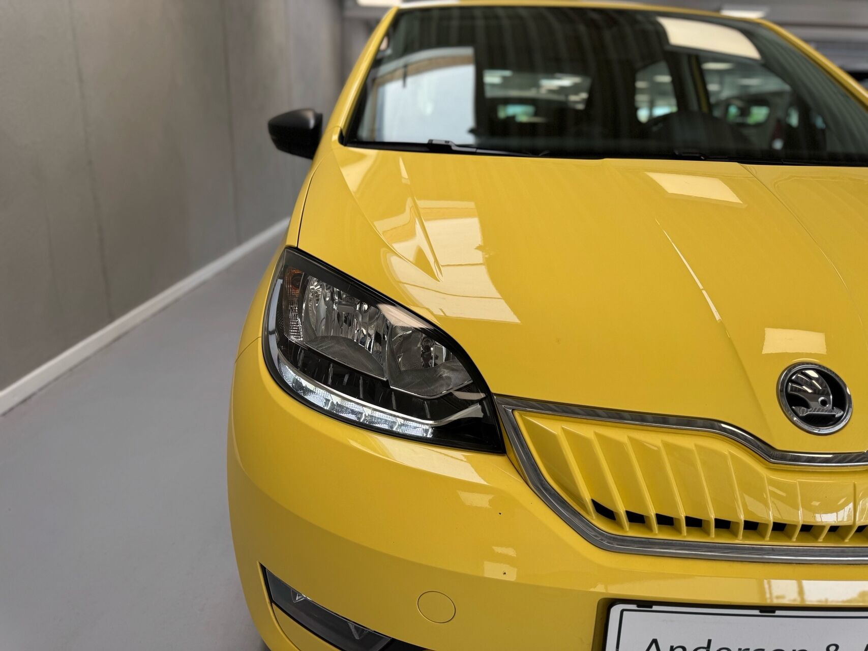 Gul Skoda Citigo fra 2021