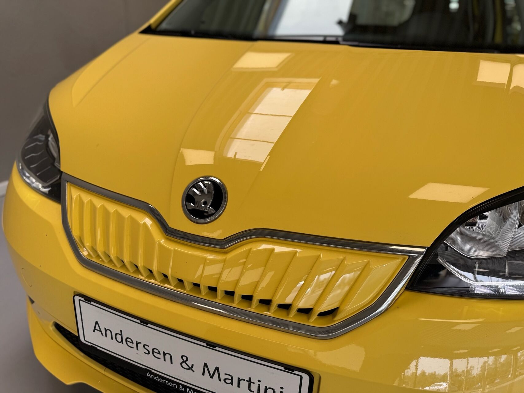 Gul Skoda Citigo fra 2021