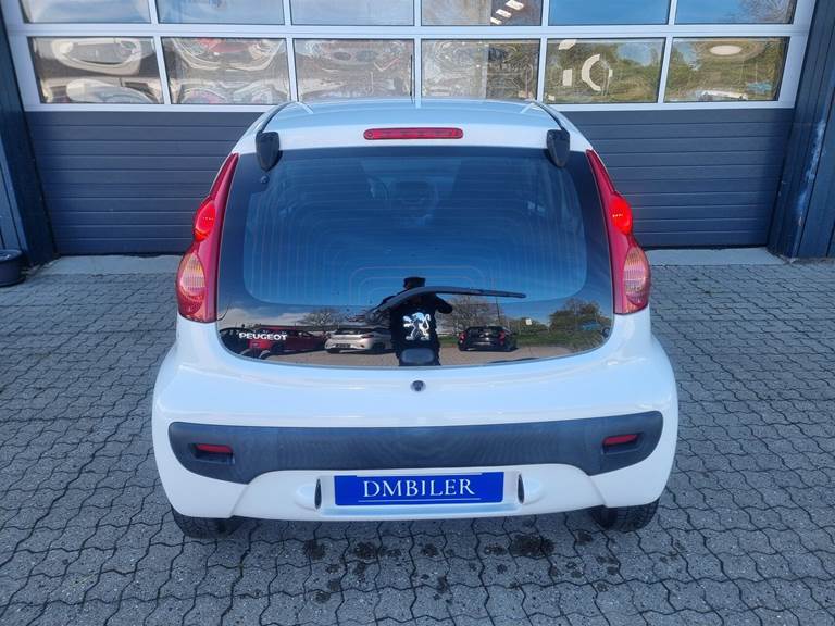Peugeot 107 1,0 Access 68HK 5d