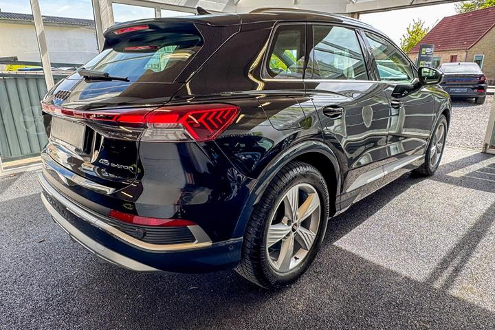 Sort Audi Q4 fra 2025