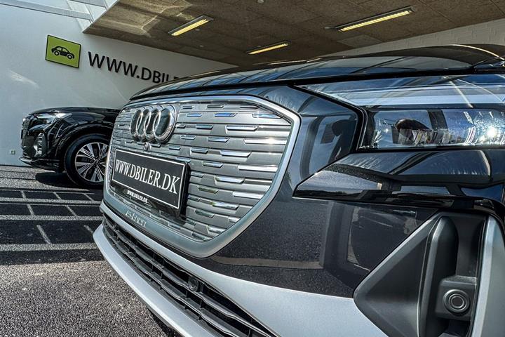 Sort Audi Q4 fra 2025