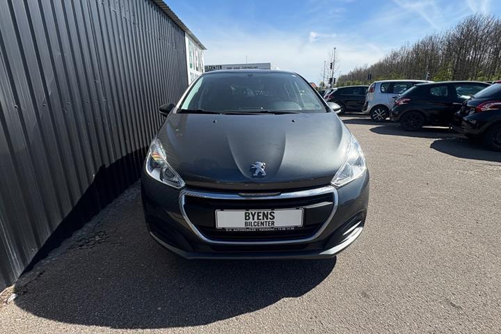 undefined Peugeot 208 fra 2016