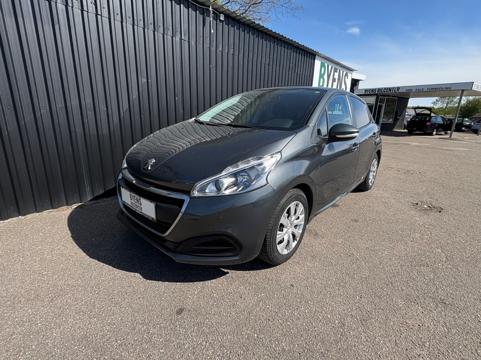 undefined Peugeot 208 fra 2016