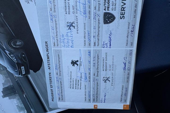 undefined Peugeot 208 fra 2016
