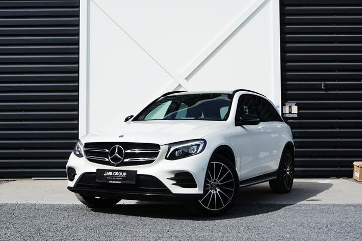 Hvid Mercedes GLC250 d fra 2017 set udefra