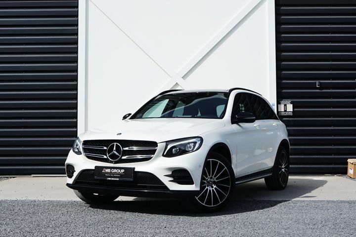 Hvid Mercedes GLC250 d fra 2017 set udefra