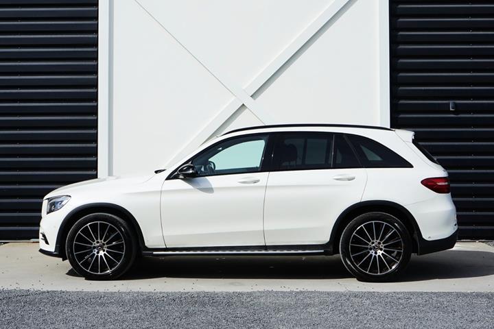 Hvid Mercedes GLC250 d fra 2017