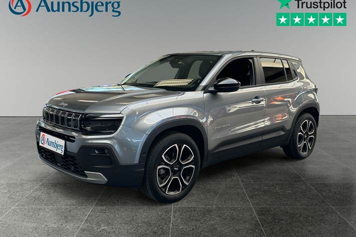 Grå Jeep Avenger fra 2025