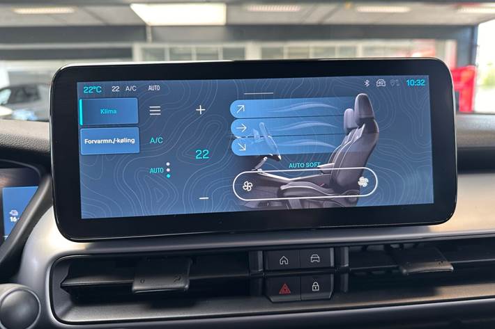 Grå Jeep Avenger fra 2025