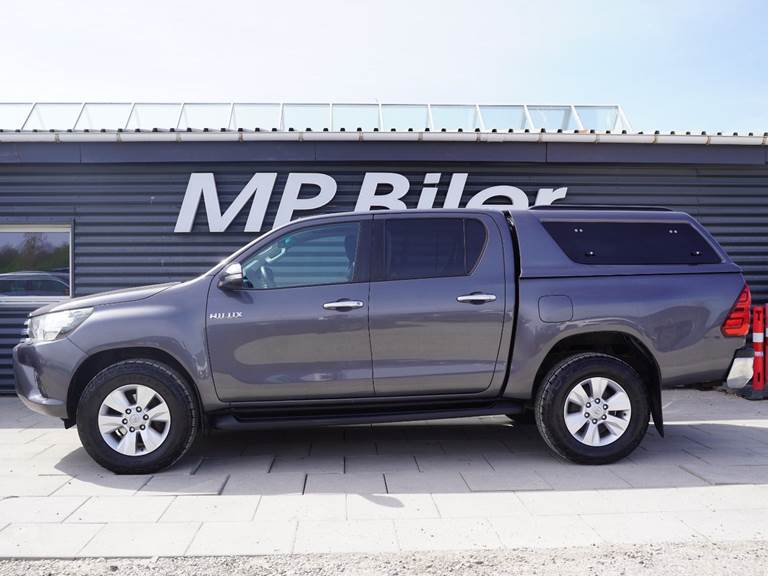 Toyota HiLux 2,4 D-4D 150 T3 Db.Kab aut. 4x4