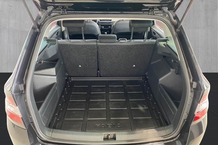 Sort Skoda Fabia fra 2022
