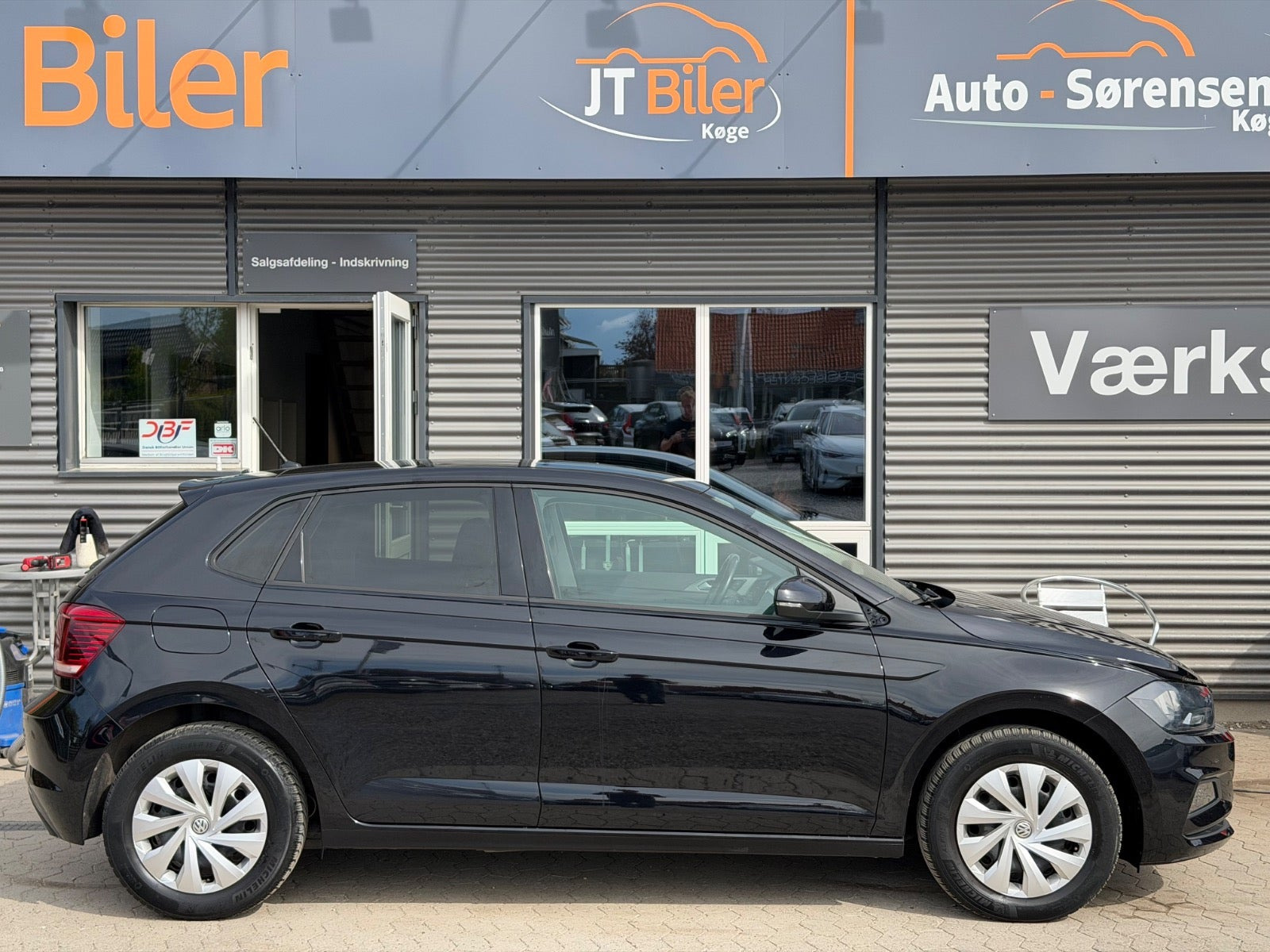 Sort VW Polo fra 2019