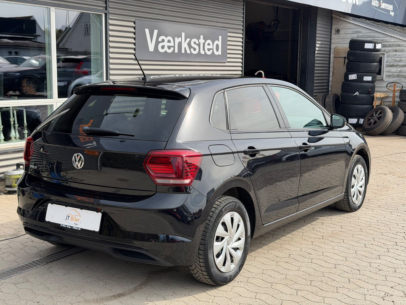 Sort VW Polo fra 2019