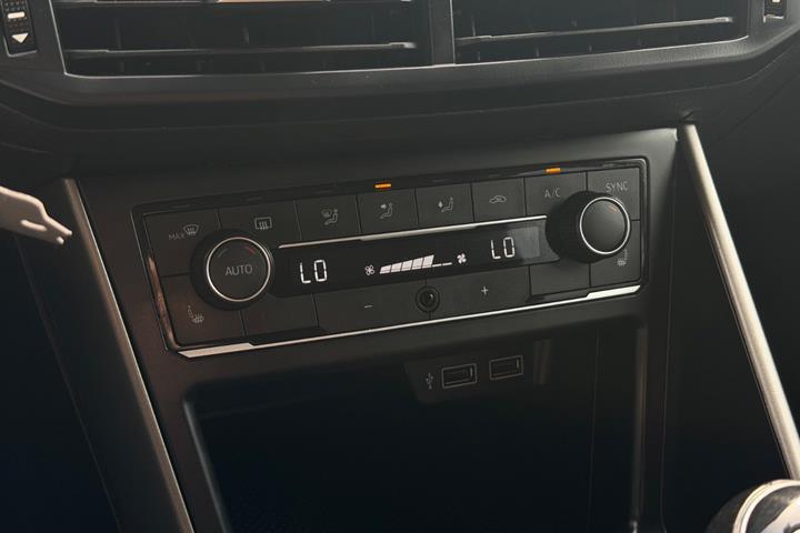 Sort VW Polo fra 2019