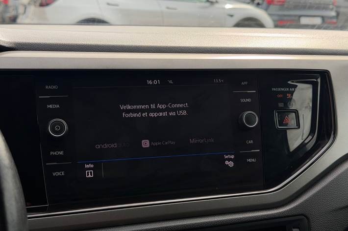 Sort VW Polo fra 2019