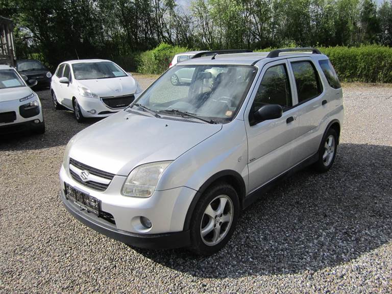 Suzuki Ignis 1,5 GL 99HK 5d