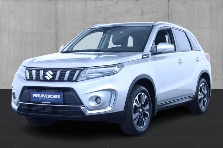 Sølv Suzuki Vitara fra 2021