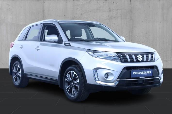 Sølv Suzuki Vitara fra 2021
