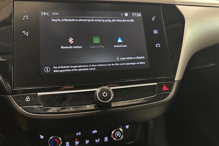 Hvid Opel Corsa fra 2021