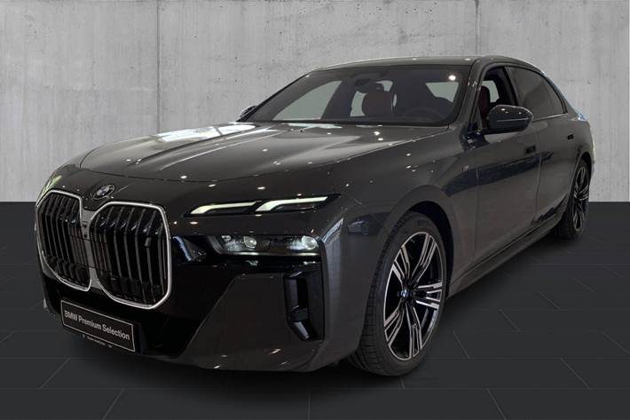 Grå BMW i7 fra 2025