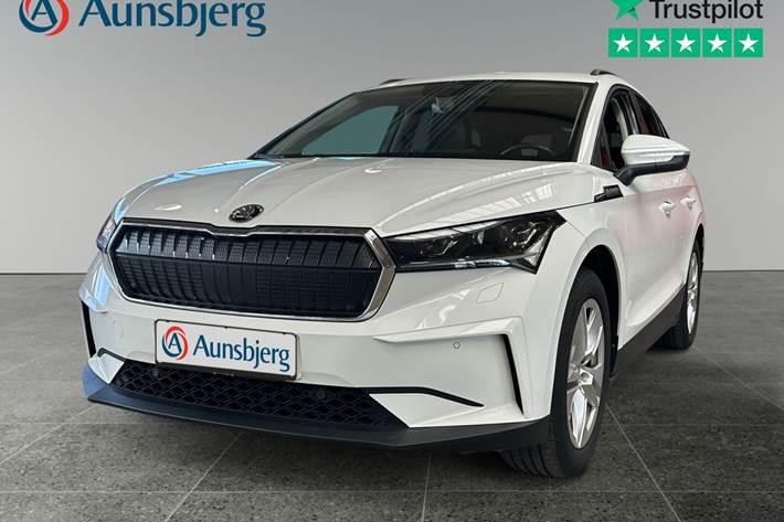 Hvid Skoda Enyaq fra 2022