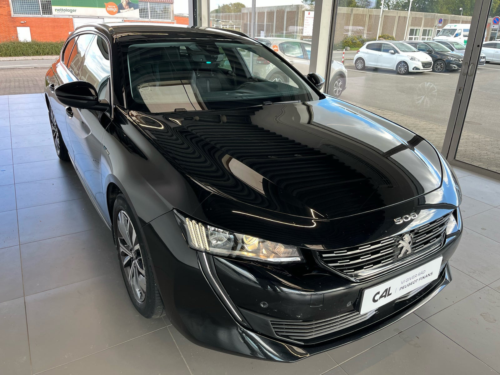 Sort Peugeot 508 fra 2021
