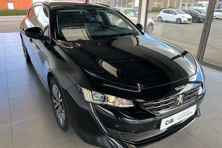 Sort Peugeot 508 fra 2021