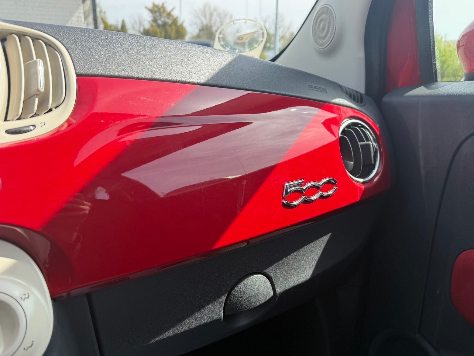 Grøn Fiat 500C fra 2015
