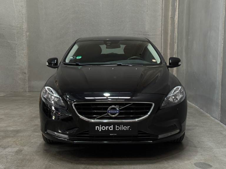 Volvo V40 2,0 T3 152 Kinetic