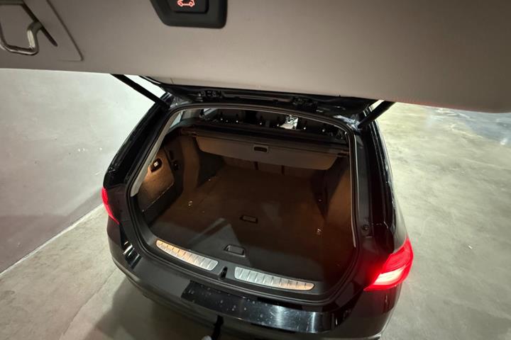 undefined BMW 318i fra 2016 set indefra