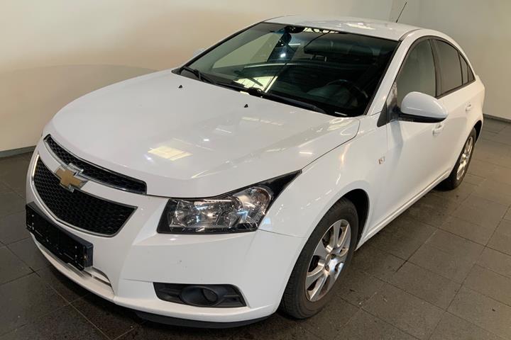 Hvid Chevrolet Cruze fra 2012 set udefra