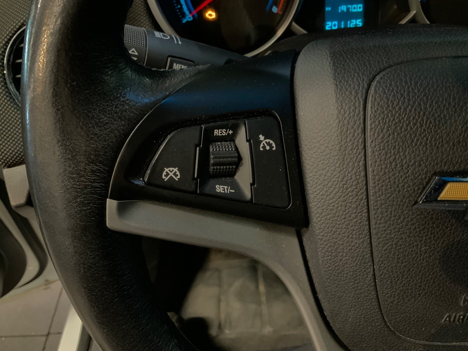 Hvid Chevrolet Cruze fra 2012