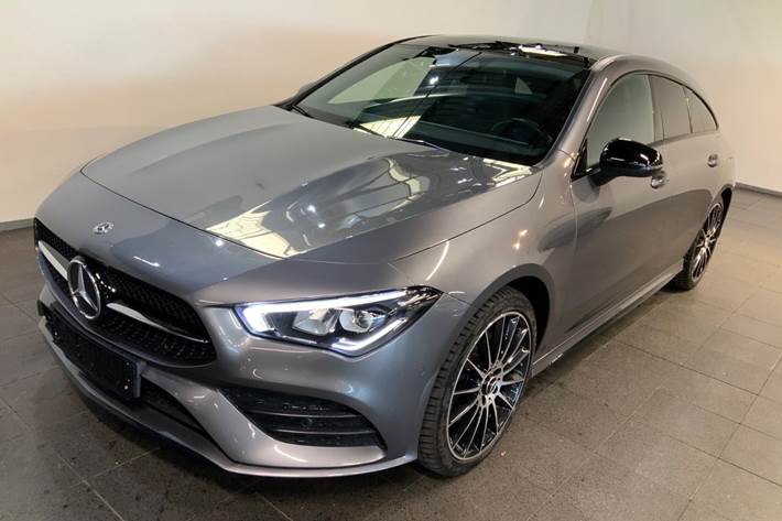 Grå Mercedes CLA250 e fra 2020