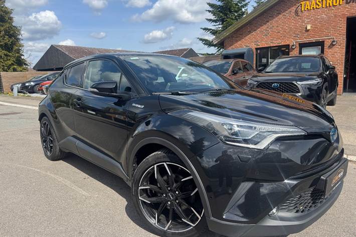 undefined Toyota C-HR fra 2018 set udefra