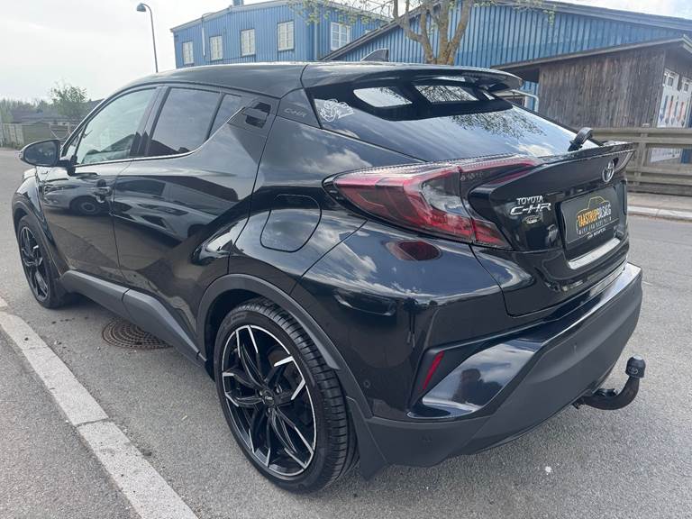 Toyota C-HR 1,8 Hybrid C-LUB Premium Selected CVT