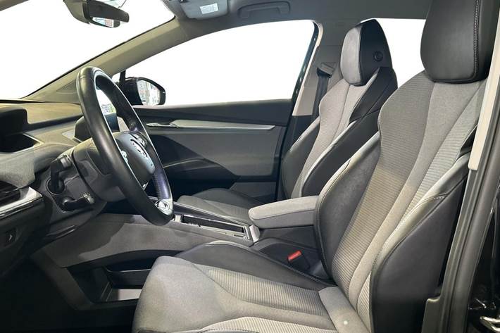 Sort Skoda Enyaq fra 2022
