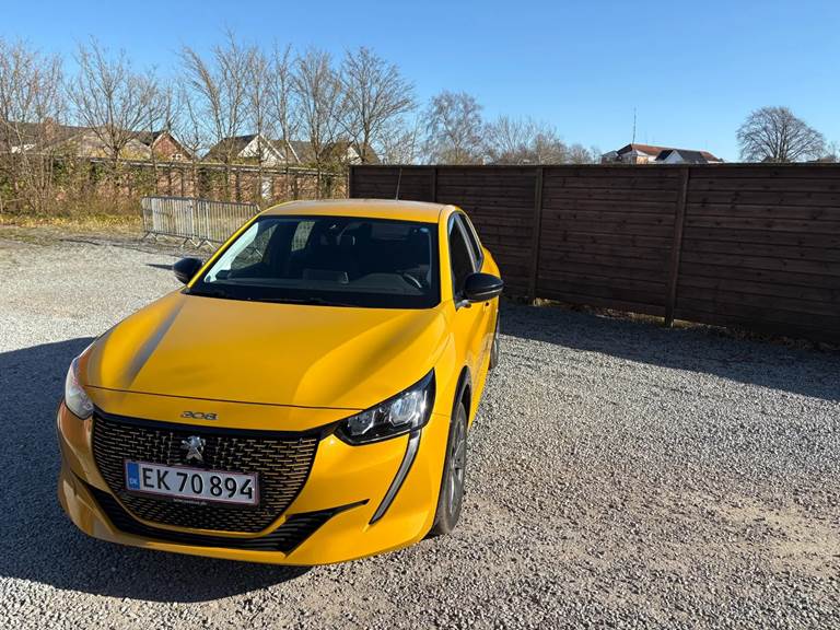 Peugeot e-208 50 Active Pack