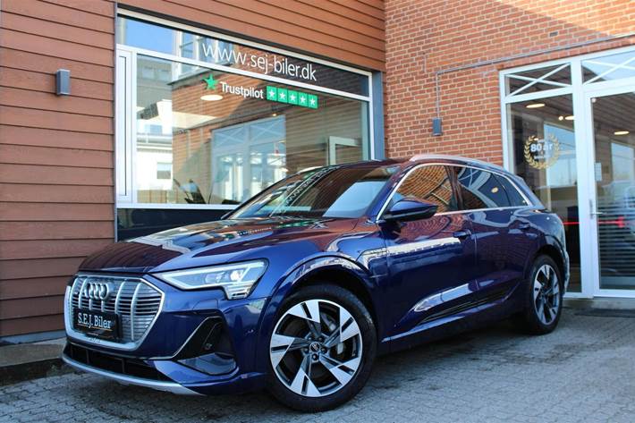 Blå Audi e-tron fra 2023