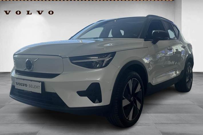 Hvid Volvo EX40 fra 2024